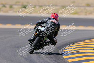 media/Oct-08-2022-SoCal Trackdays (Sat) [[1fc3beec89]]/Turn 11 Backside (1145am)/